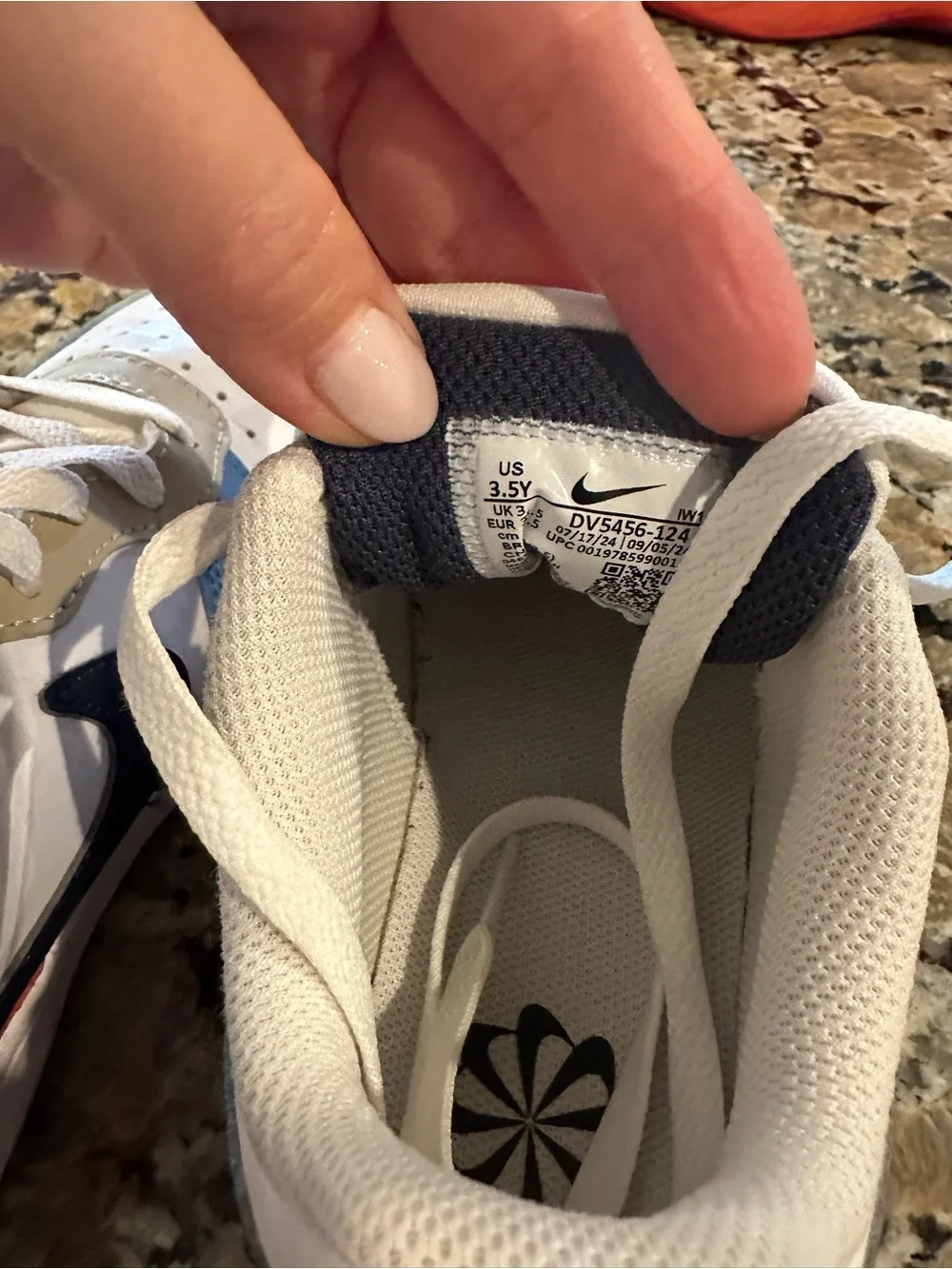 Nike Kids Low-Top Sneakers in White, Blue, Navy & Red